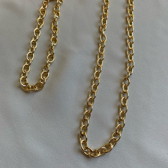 Gold Rolo Chain Necklace - 18 inches - Picture 5 of 7